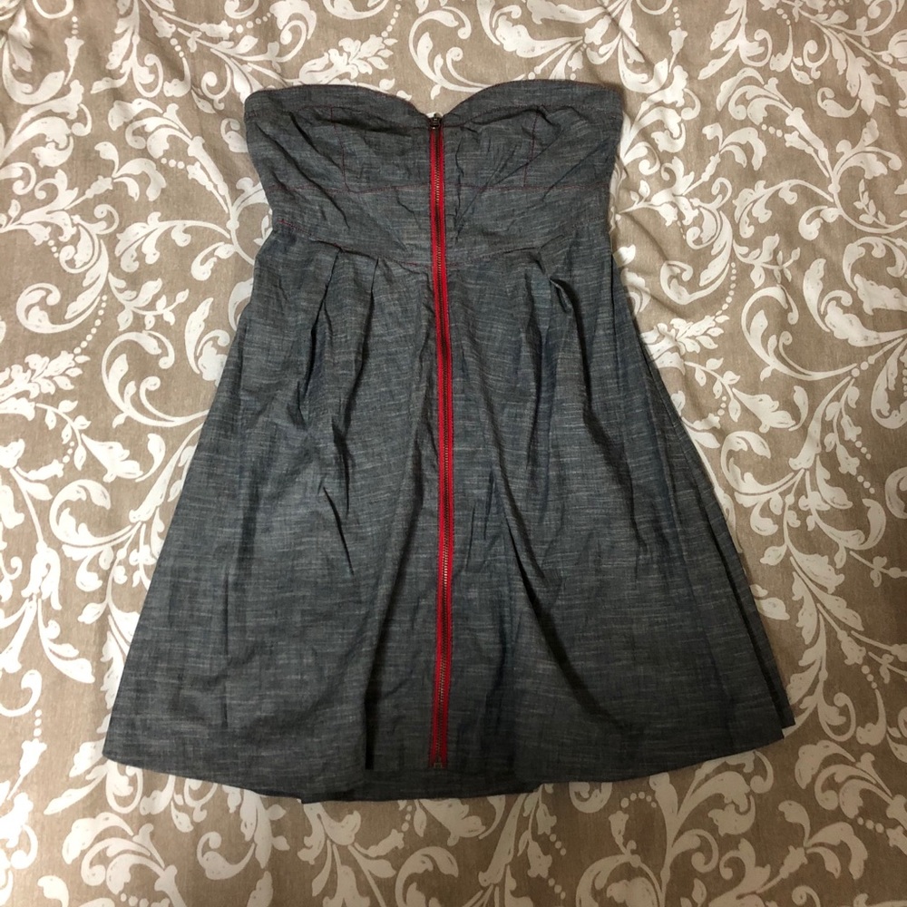 Strapless dress